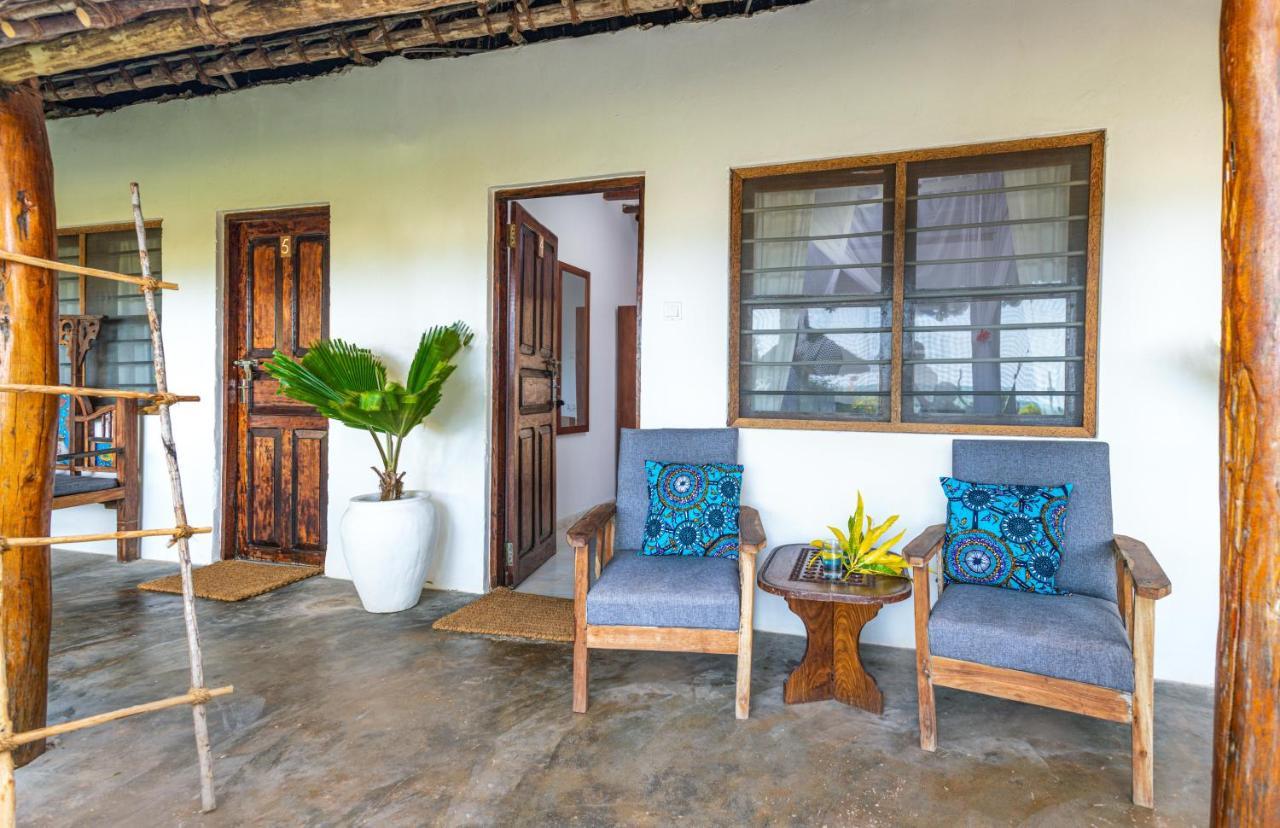Poa Poa Bungalows كيوينجوا المظهر الخارجي الصورة
